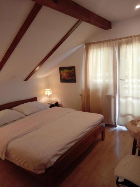 Guesthouse Marton Jezerce Extérieur photo